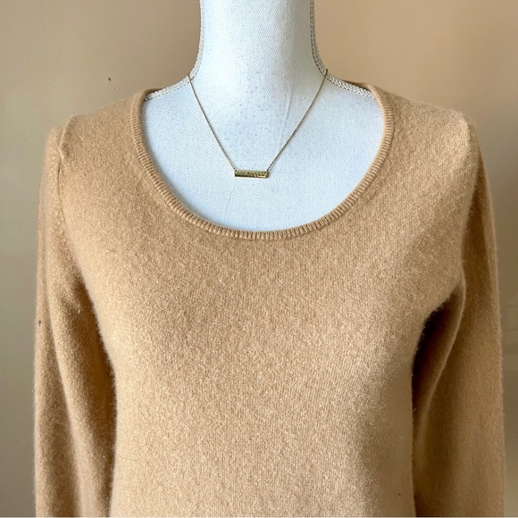 UNIQLO | Tan Cashmere Sweater Sz M - Picture 3 of 10